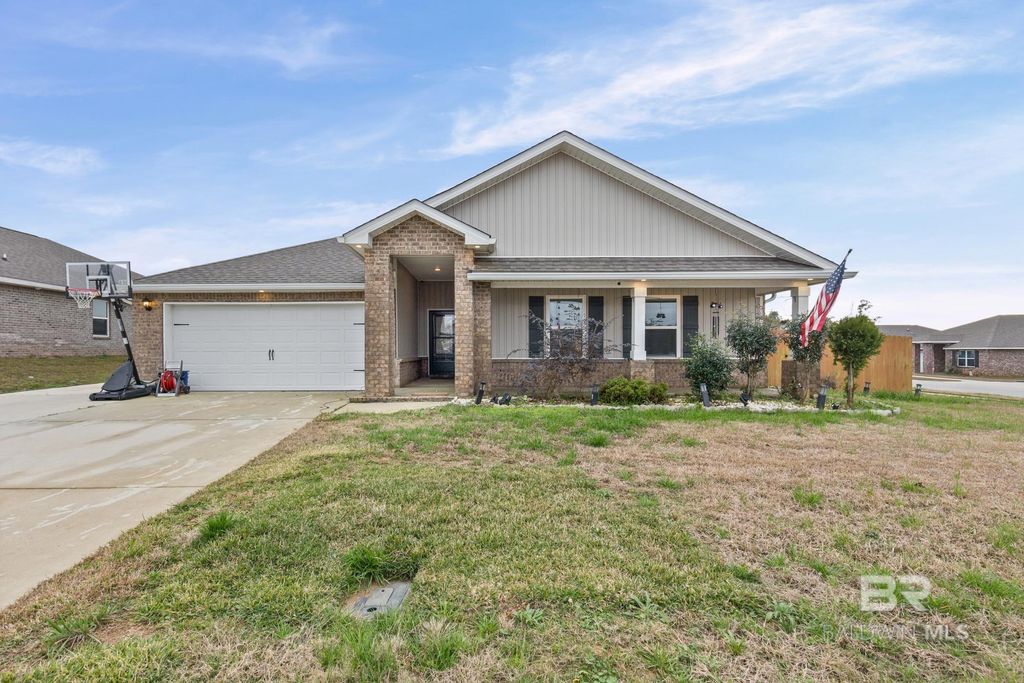 8305 GLENWOOD Way, Semmes, AL 36575