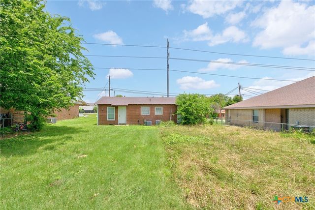 422 W Green Avenue, Killeen, TX 76541