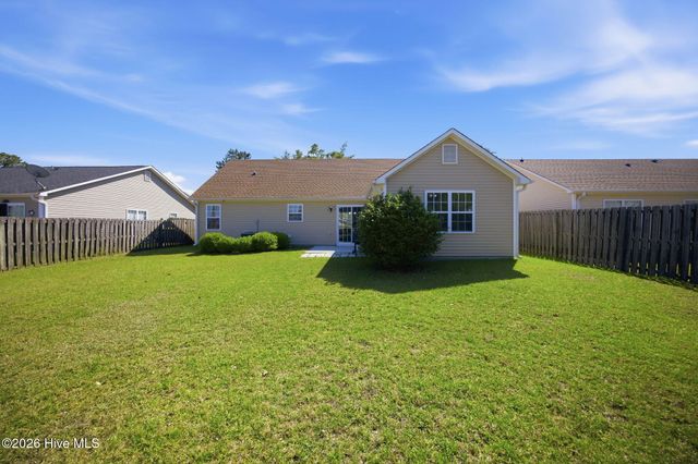 1104 Crestfield Way, Leland, NC 28451