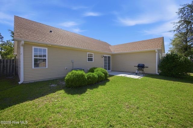 1104 Crestfield Way, Leland, NC 28451