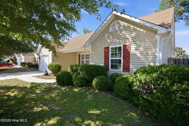1104 Crestfield Way, Leland, NC 28451