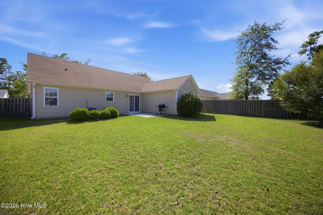 1104 Crestfield Way, Leland, NC 28451