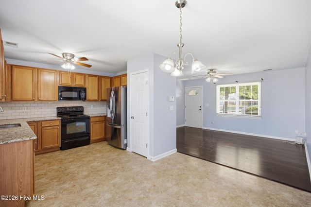 1104 Crestfield Way, Leland, NC 28451