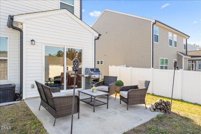 118 Franklin Farm Lane, Benson, NC 27504