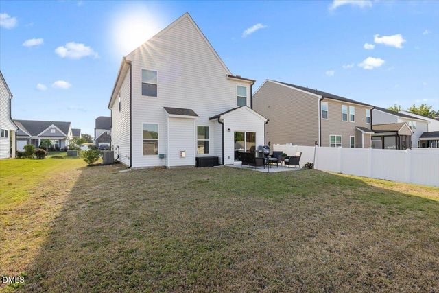 118 Franklin Farm Lane, Benson, NC 27504