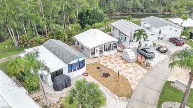 10933 Brown Pelican CIR, Estero, FL 33928