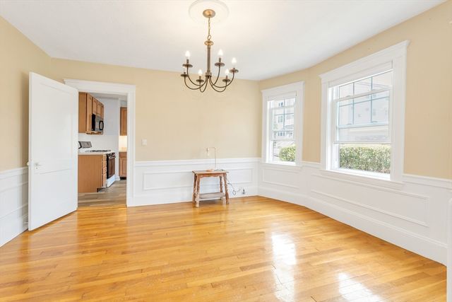 21 Bradwood St, Boston, MA 02131