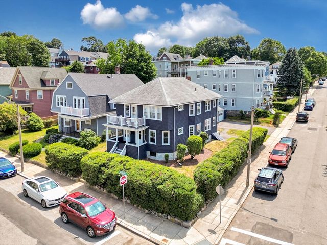 21 Bradwood St, Boston, MA 02131