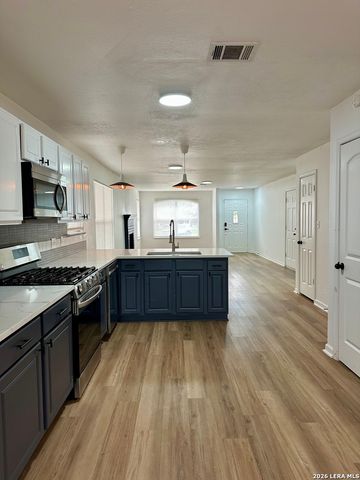 2012 Balsam Way, Round Rock, TX 78665