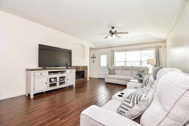 18314 Valiant Brook Court, Humble, TX 77346