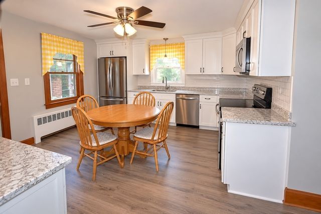 46 Litchfield Ave, Dracut, MA 01826
