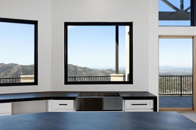 9607 Misty Meadow Lane, Escondido, CA 92026