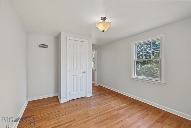 916 S 3rd Avenue, Bozeman, MT 59715
