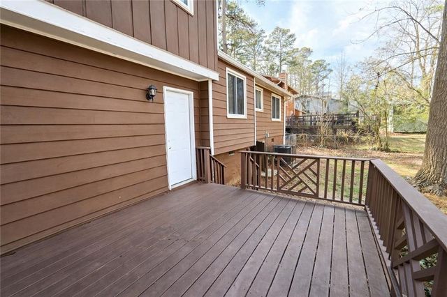 5350 Rockbridge Road, Stone Mountain, GA 30088