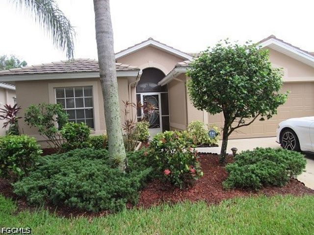 10356 White Palm WAY, Fort Myers, FL 33966