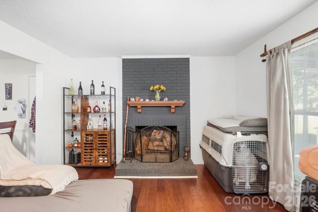 6333 Round Hill Road, Charlotte, NC 28211
