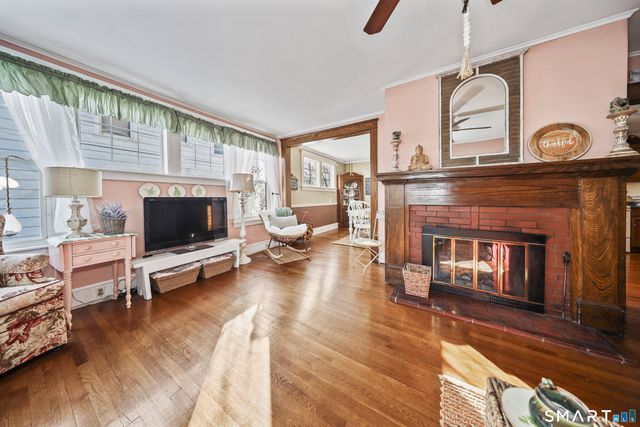 80 Cliff Street, Naugatuck, CT 06770