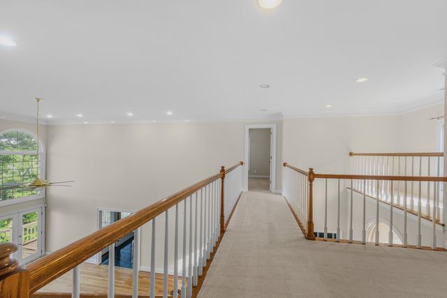 9219 Rocky Point Road, Soddy Daisy, TN 37379