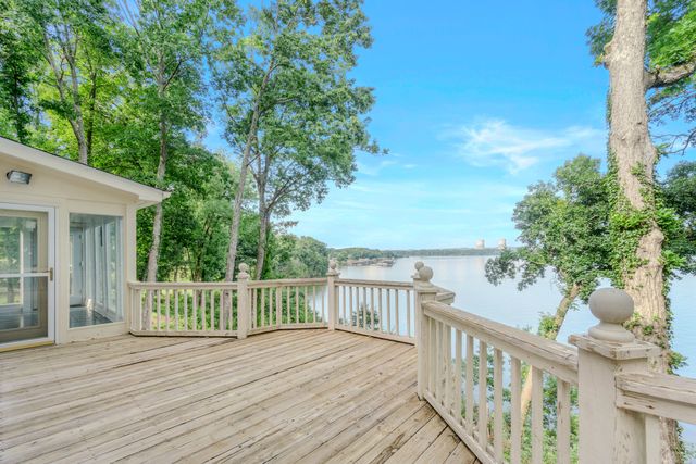 9219 Rocky Point Road, Soddy Daisy, TN 37379