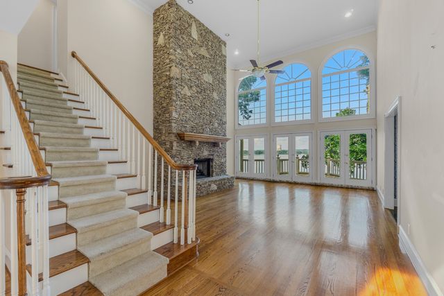9219 Rocky Point Road, Soddy Daisy, TN 37379