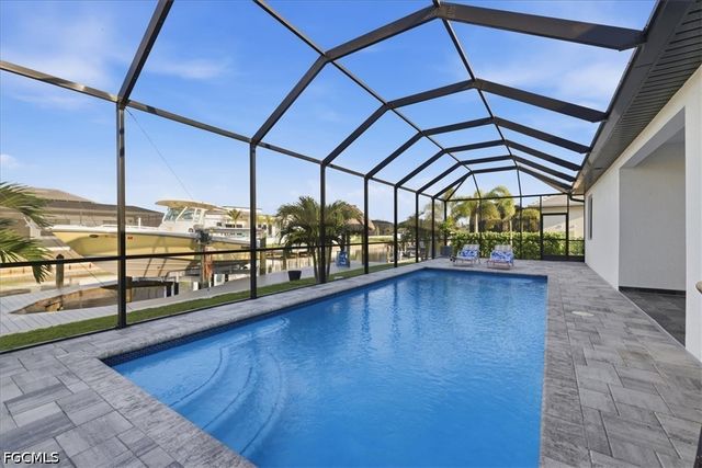 105 SW 36th PL, Cape Coral, FL 33991