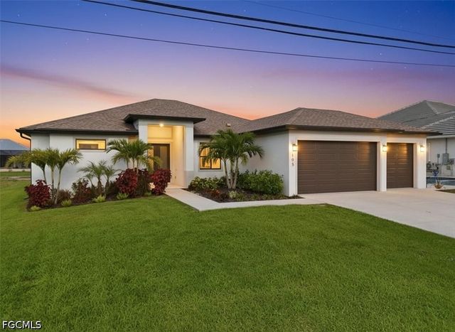 105 SW 36th PL, Cape Coral, FL 33991