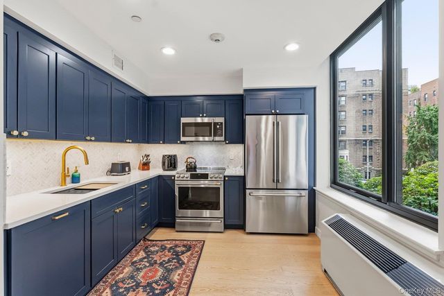 10 City Place 2B, White Plains, NY 10601