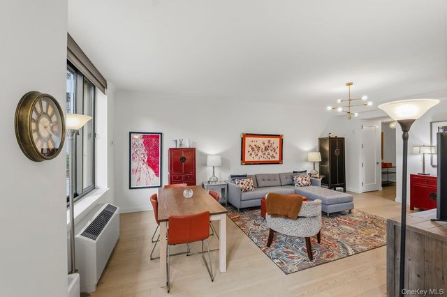 10 City Place 2B, White Plains, NY 10601