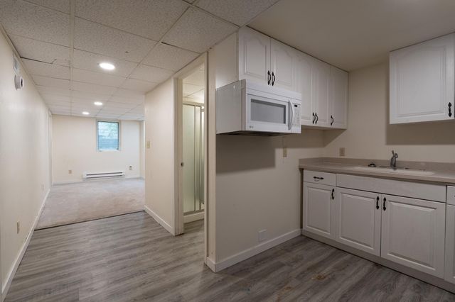 915 College Street N, Fargo, ND 58102