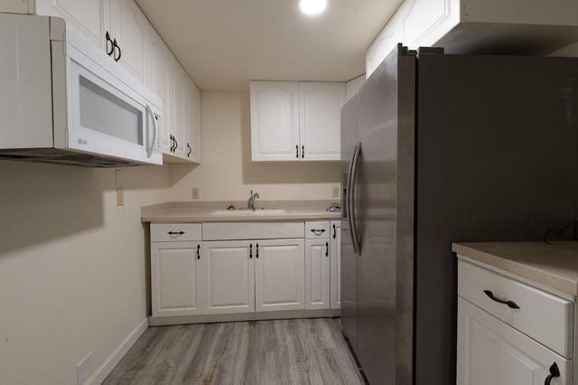 915 College Street N, Fargo, ND 58102