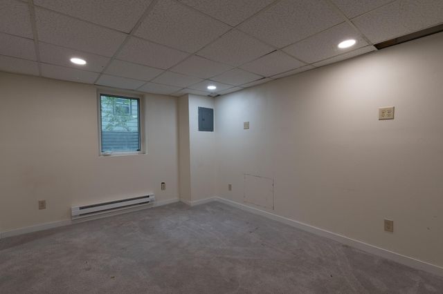 915 College Street N, Fargo, ND 58102