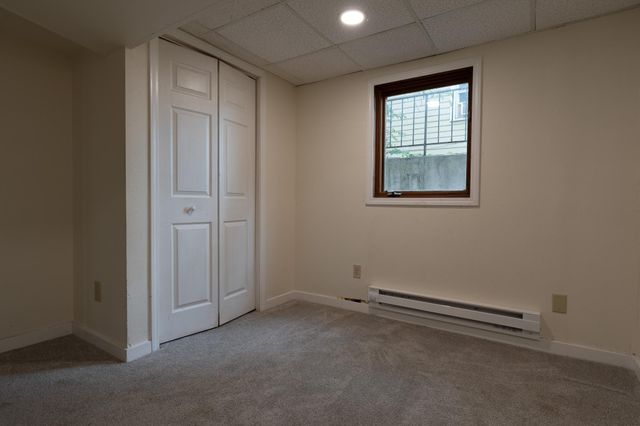 915 College Street N, Fargo, ND 58102