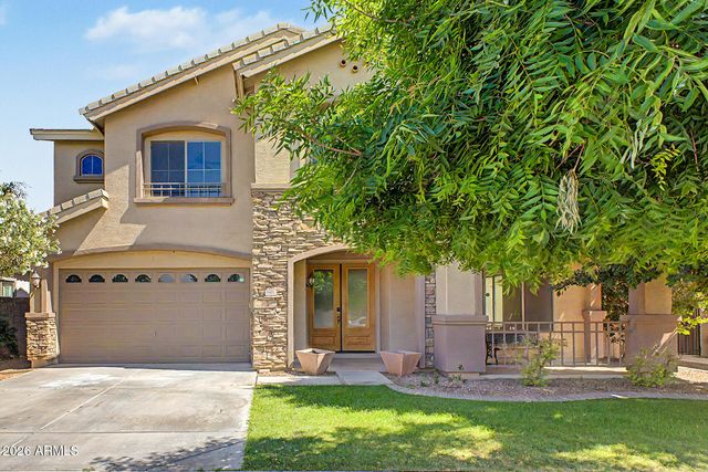 8801 W PALMAIRE Avenue, Glendale, AZ 85305