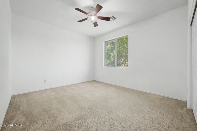 8801 W PALMAIRE Avenue, Glendale, AZ 85305