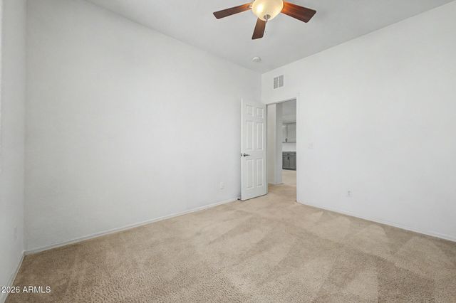 8801 W PALMAIRE Avenue, Glendale, AZ 85305