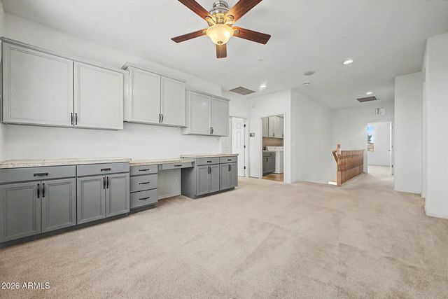8801 W PALMAIRE Avenue, Glendale, AZ 85305