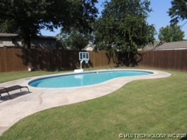 6787 E 66th Place, Tulsa, OK 74133