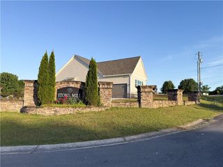 113 Mill Stone Lane SE, Calhoun, GA 30701