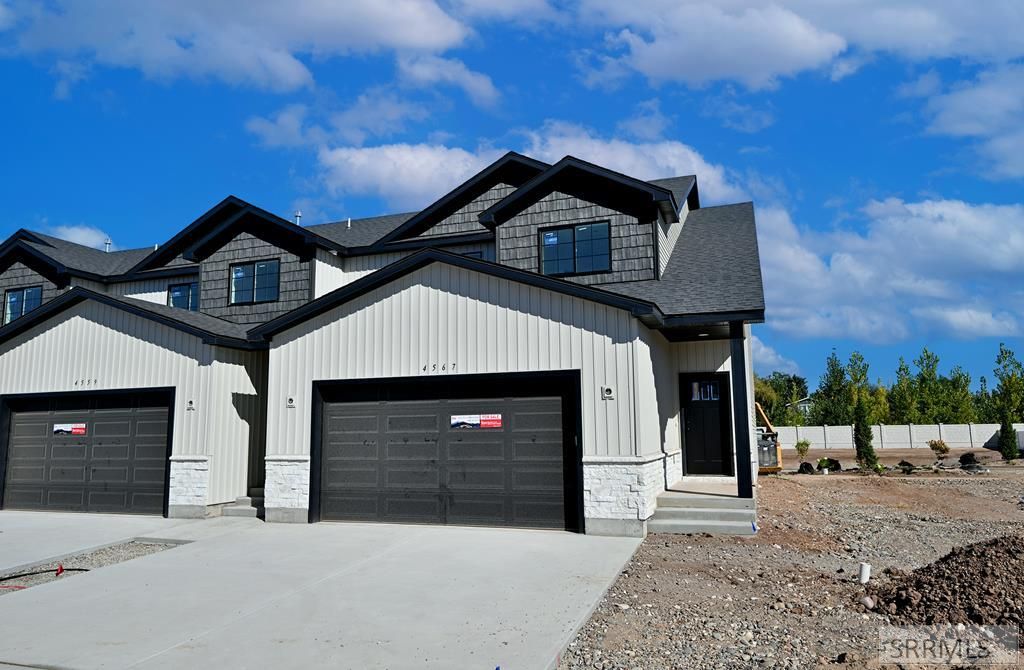 4567 Koa Court, Ammon, ID 83406