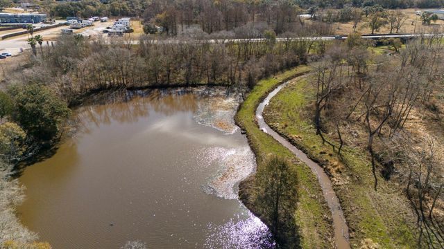 000 Business Highway 35, West Columbia, TX 77486