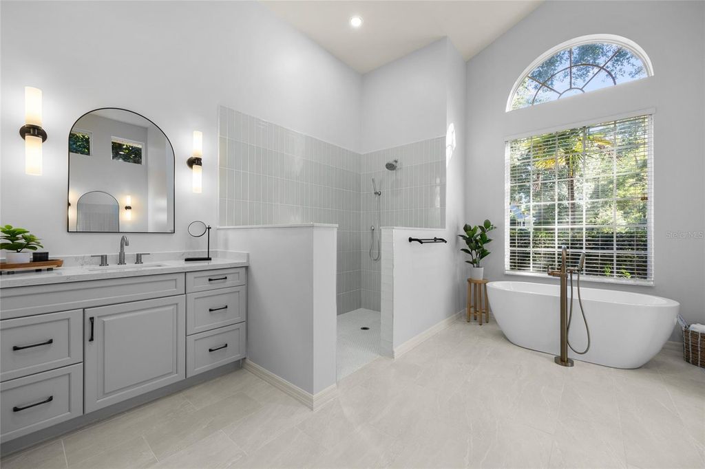 Image 31 of property listing at 4606 SW 97TH TERRACE, Gainesville, FL 32608