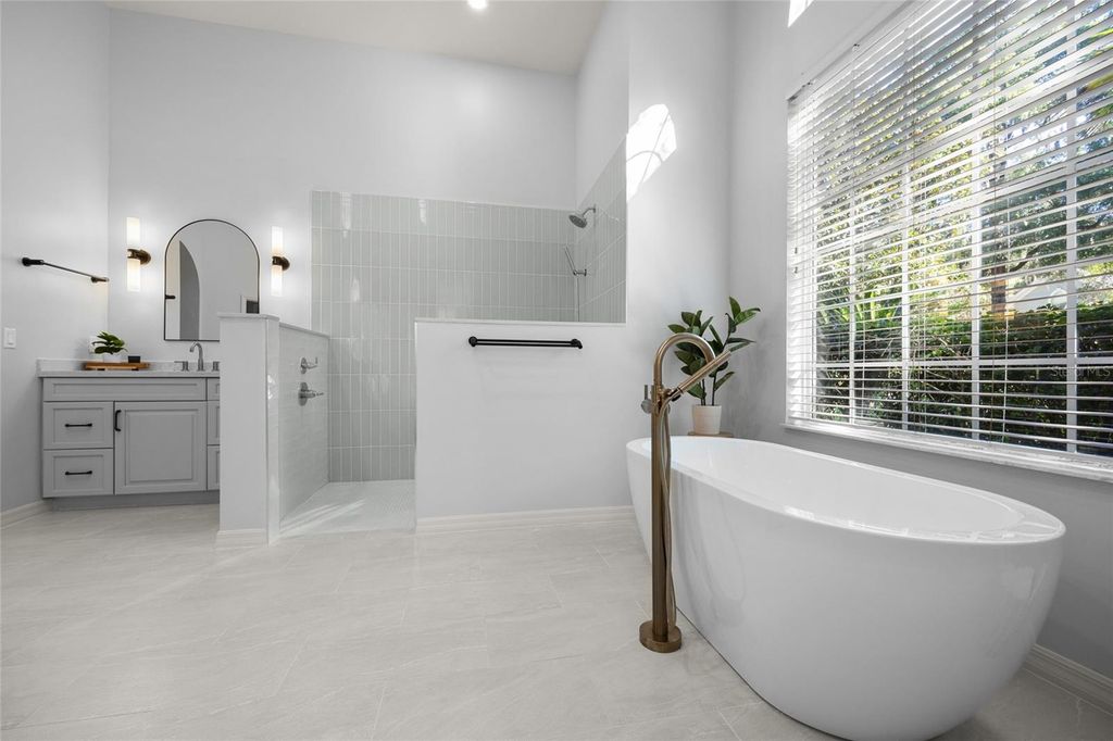 Image 33 of property listing at 4606 SW 97TH TERRACE, Gainesville, FL 32608