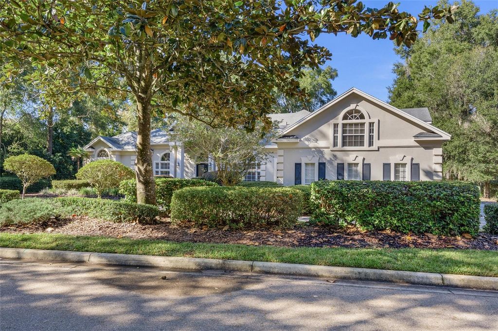 Image 5 of property listing at 4606 SW 97TH TERRACE, Gainesville, FL 32608