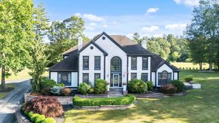 8 Golfview Road, Windham, NH 03087