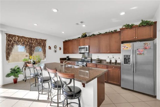 15457 Red Pepper Place, Fontana, CA 92336