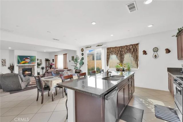 15457 Red Pepper Place, Fontana, CA 92336