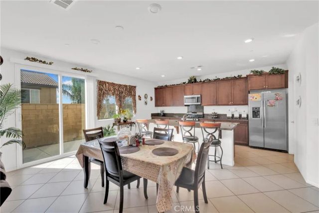 15457 Red Pepper Place, Fontana, CA 92336