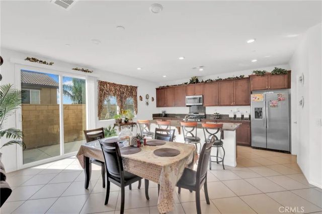 15457 Red Pepper Place, Fontana, CA 92336