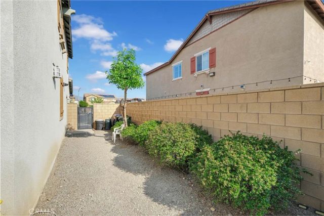 15457 Red Pepper Place, Fontana, CA 92336