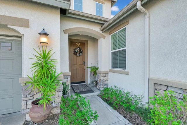 15457 Red Pepper Place, Fontana, CA 92336